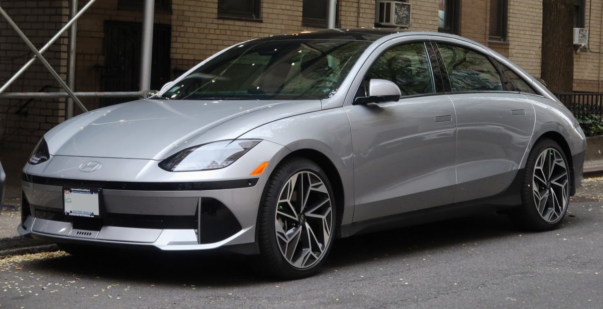 Hyundai Ioniq 6 대표 이미지